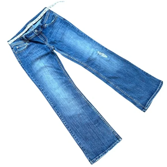 American Eagle Vintage Low Rise Bootcut Jeans Size 4 - Picture 1 of 4